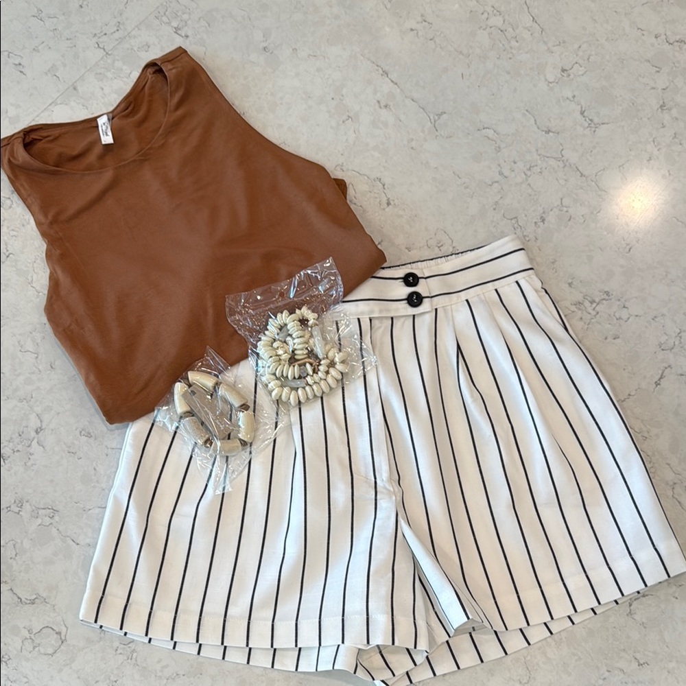 Skies Are Blue High Waist Striped Black & White Shorts W/Brown Tank Top/Jewelry